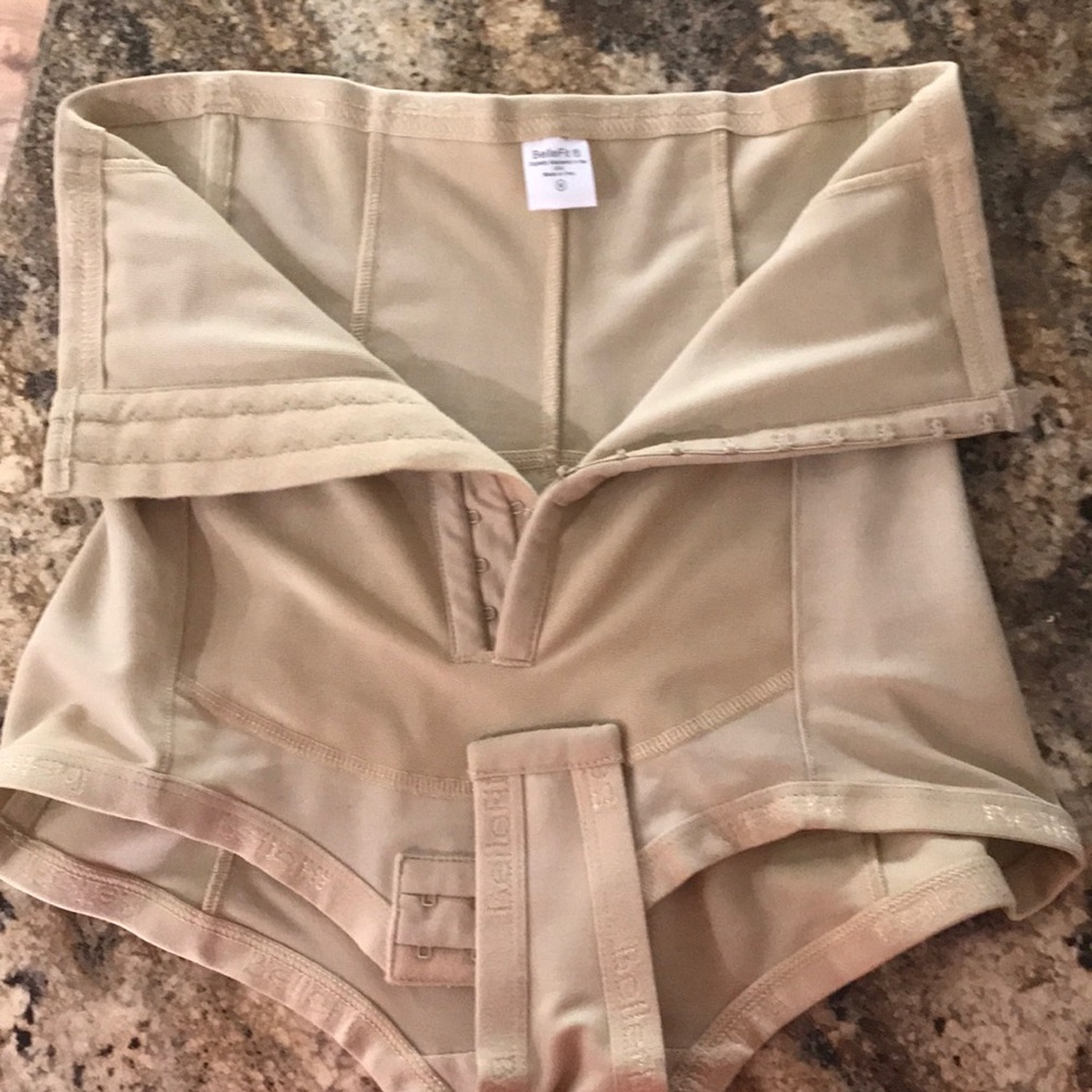 Bellefit corset never worn